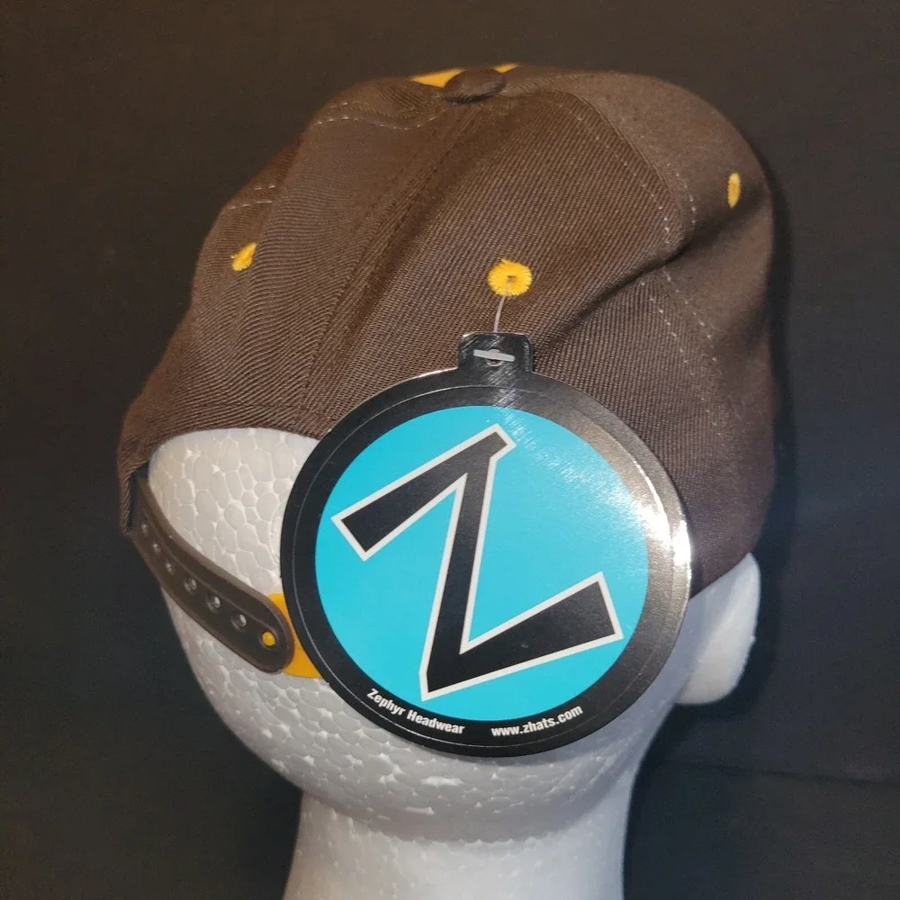 NWT Zephyr Wyoming Cowboys Youth Snapback Hat‎ Cap Pistol Pete